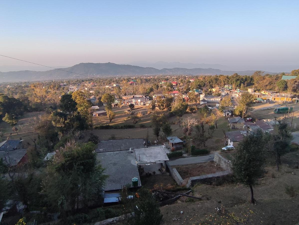 Hill Veu Home Bir Billing Buitenkant foto