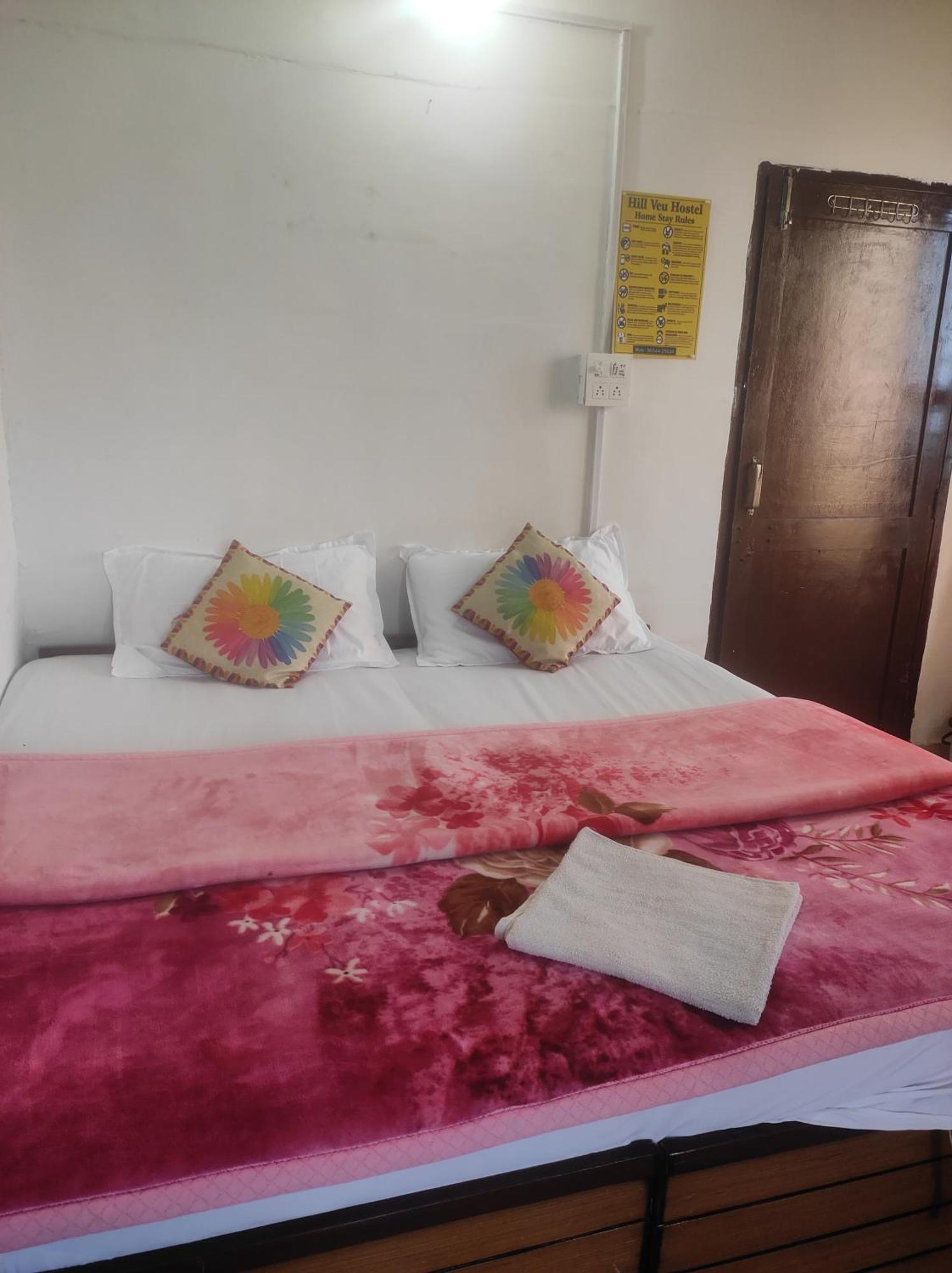 Hill Veu Home Bir Billing Kamer foto